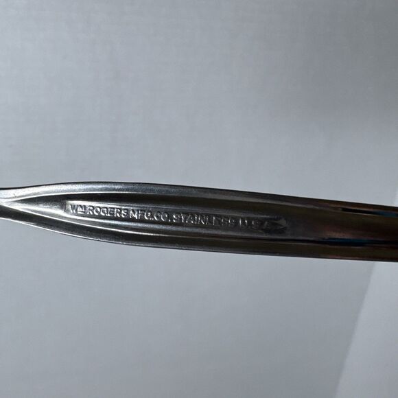 WM Rogers 4 Grapefruit Spoons Orange Citrus Fruit Silverplate Serrated Tip T… - Picture 7 of 10